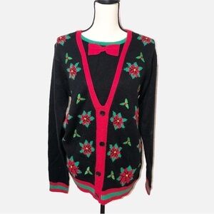 Grandmas Christmas Sweater Size Medium Long Sleeve Poinsettias Holly Bow Tie